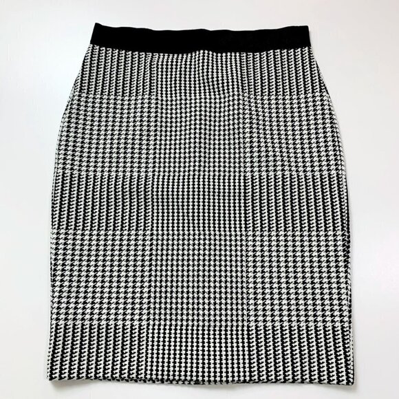 NWT Ann Taylor Herringbone Houndstooth Plaid Pencil Skirt Small Petite Classic - Picture 3 of 11